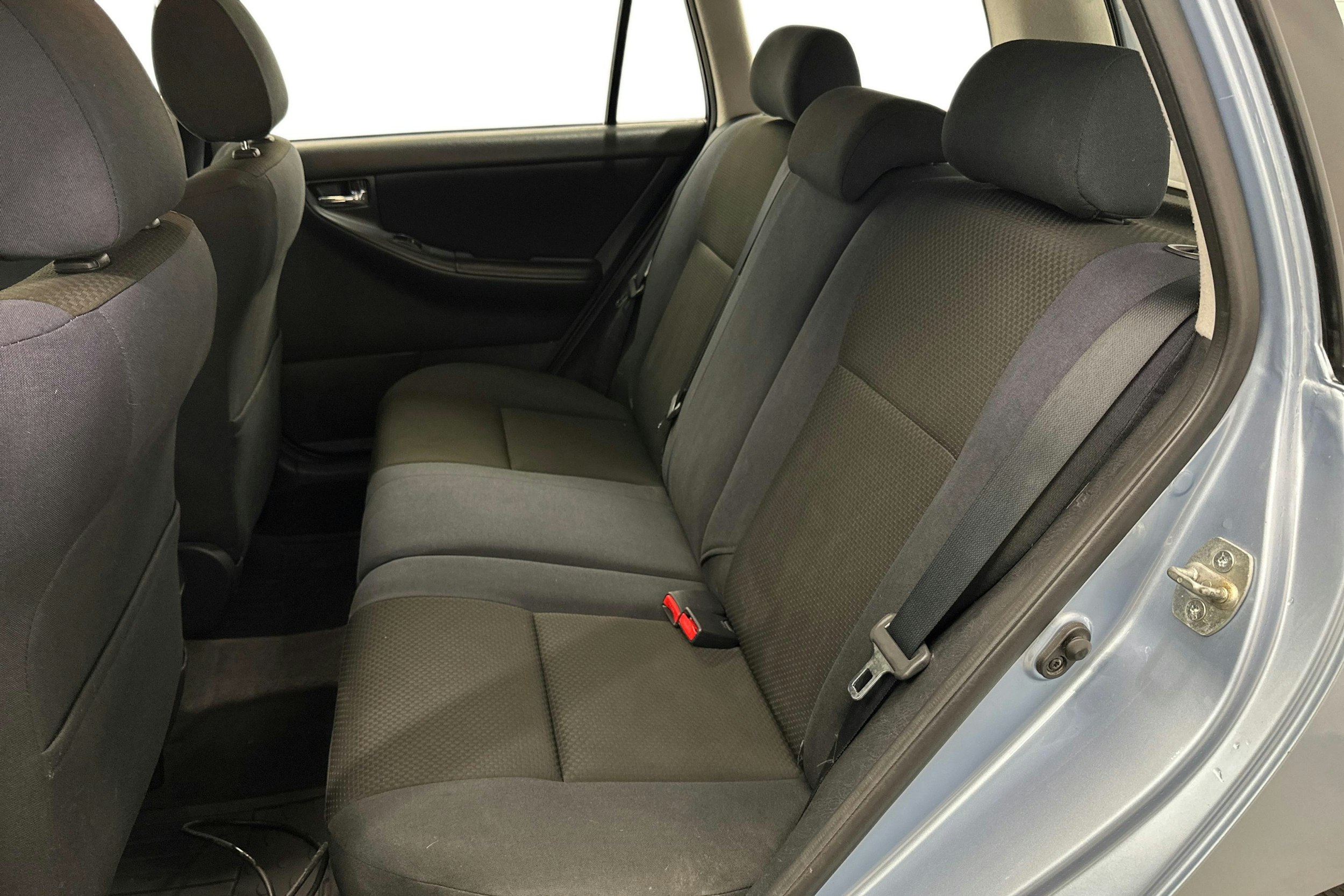 sininen Toyota Corolla 2004 kuva 10.