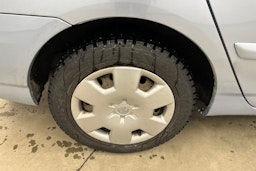 sininen Toyota Corolla 2004 kuva 24.