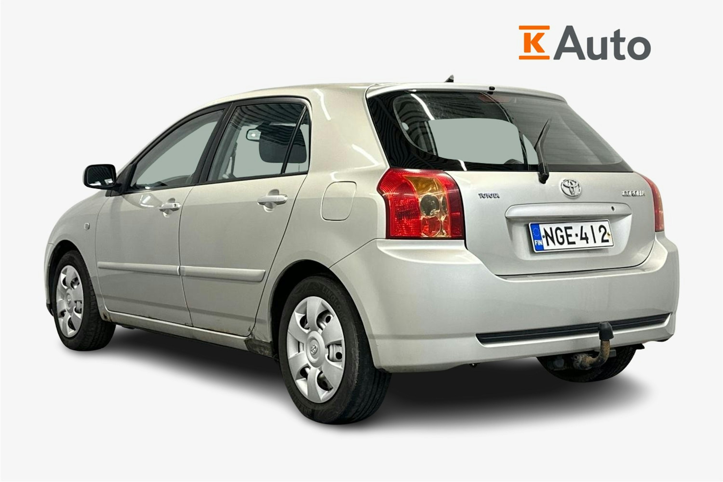 Hopea Toyota Corolla 2004 kuva 2.