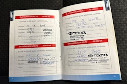 Hopea Toyota Corolla 2004 kuva 26.