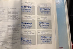 punainen Toyota Corolla 2004 kuva 28.