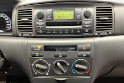 Hopea Toyota Corolla 2004 kuva 16.