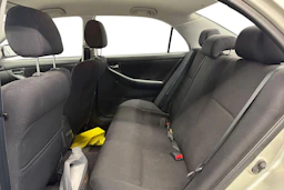 hopea Toyota Corolla 2004 kuva 8.