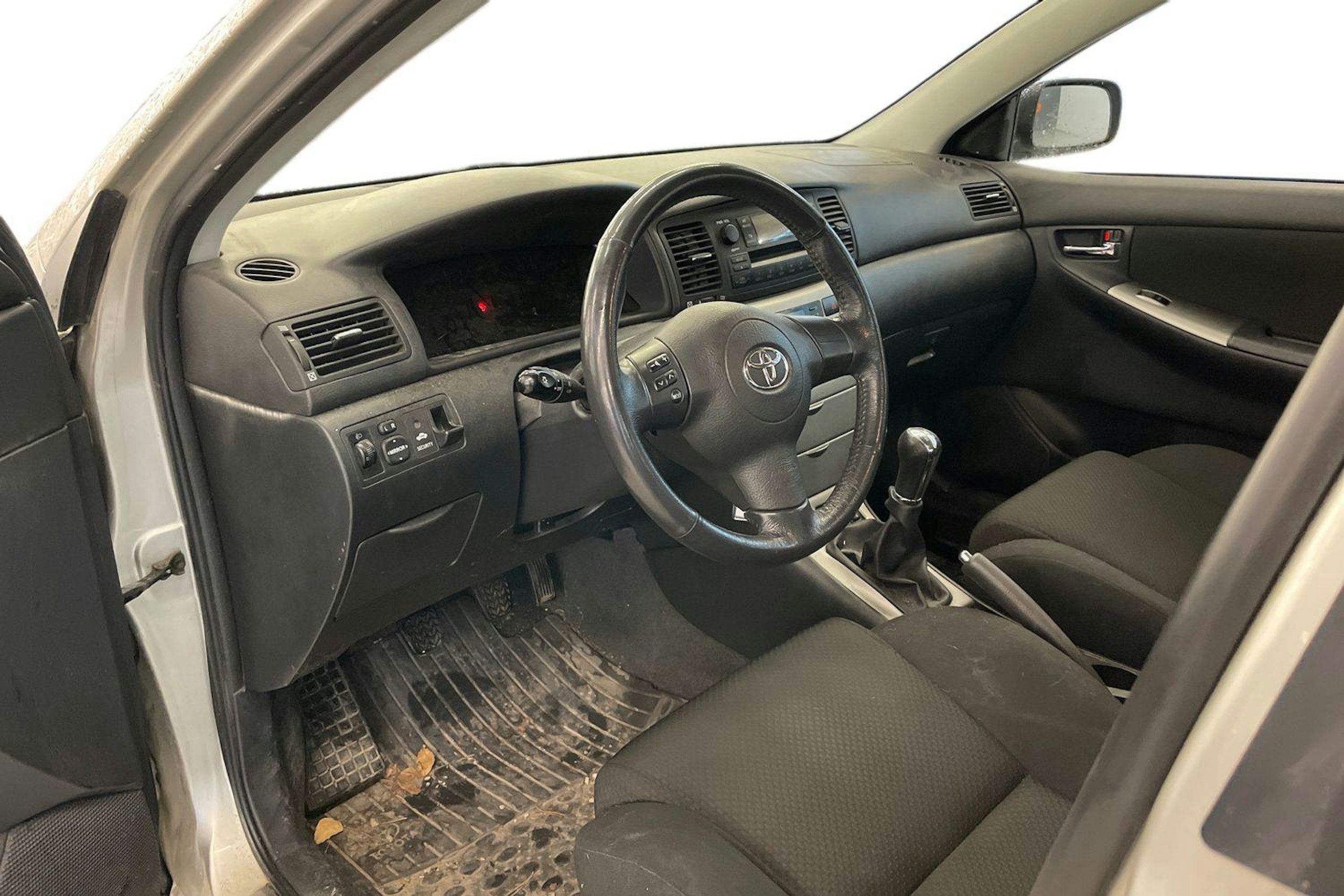 Hopea Toyota Corolla 2005 kuva 3.