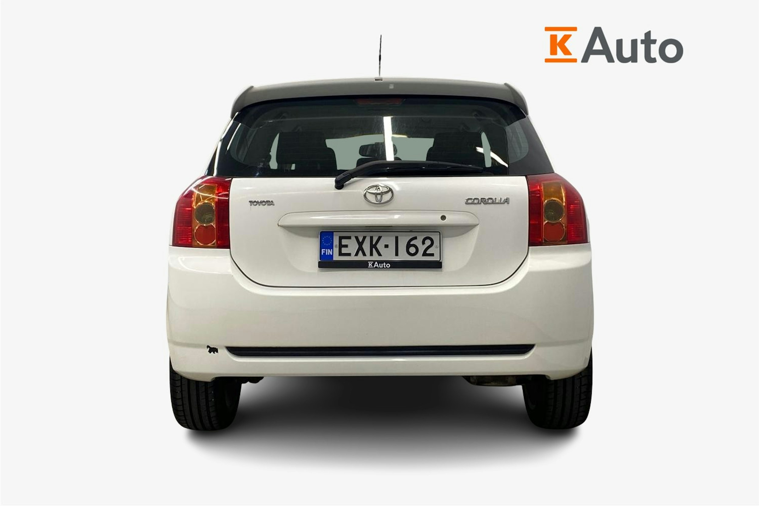 valkoinen Toyota Corolla 2005 kuva 3.