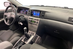 valkoinen Toyota Corolla 2005 kuva 10.