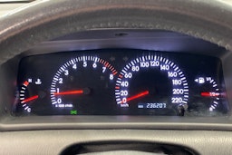 valkoinen Toyota Corolla 2005 kuva 20.