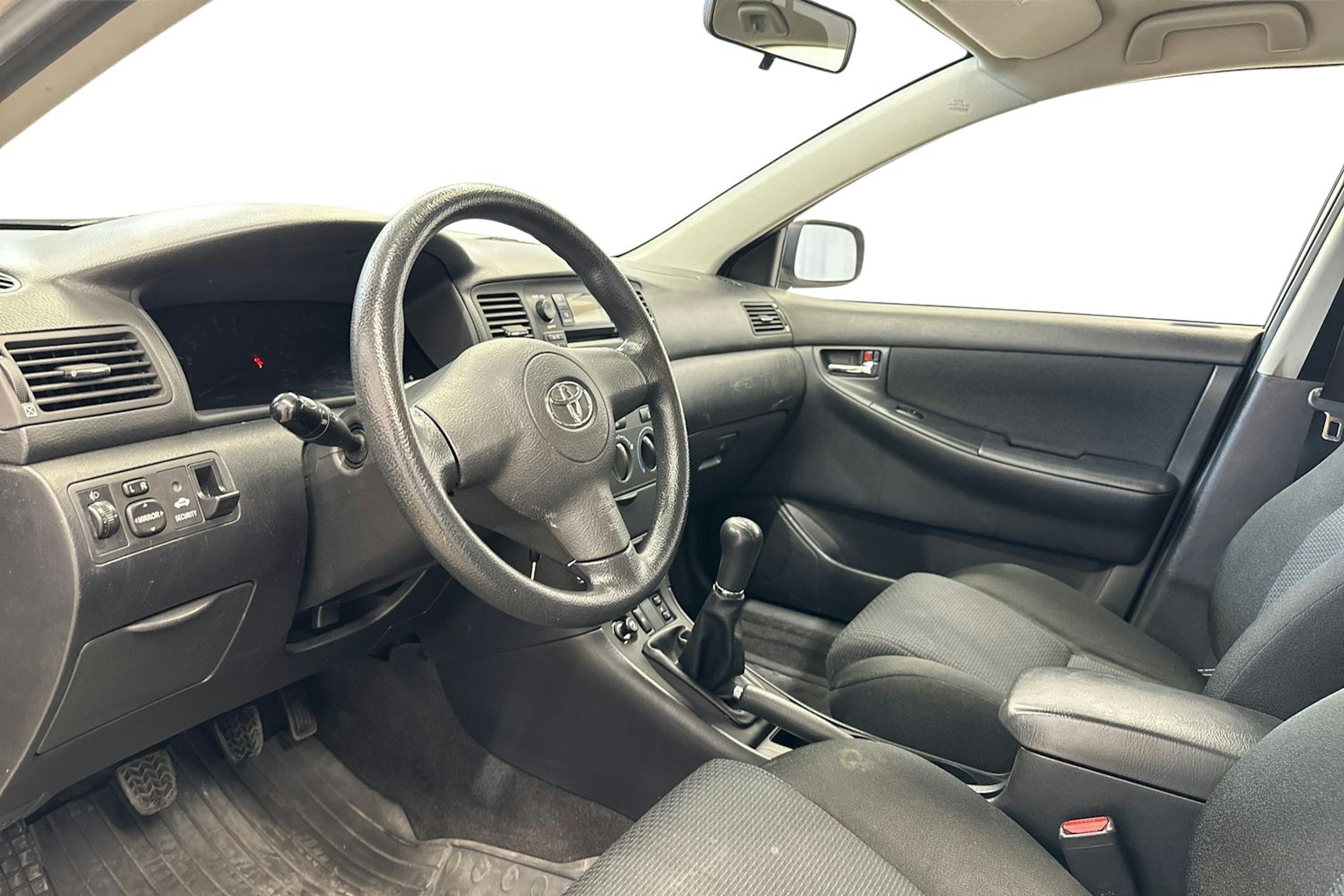 hopea Toyota Corolla 2006 kuva 7.