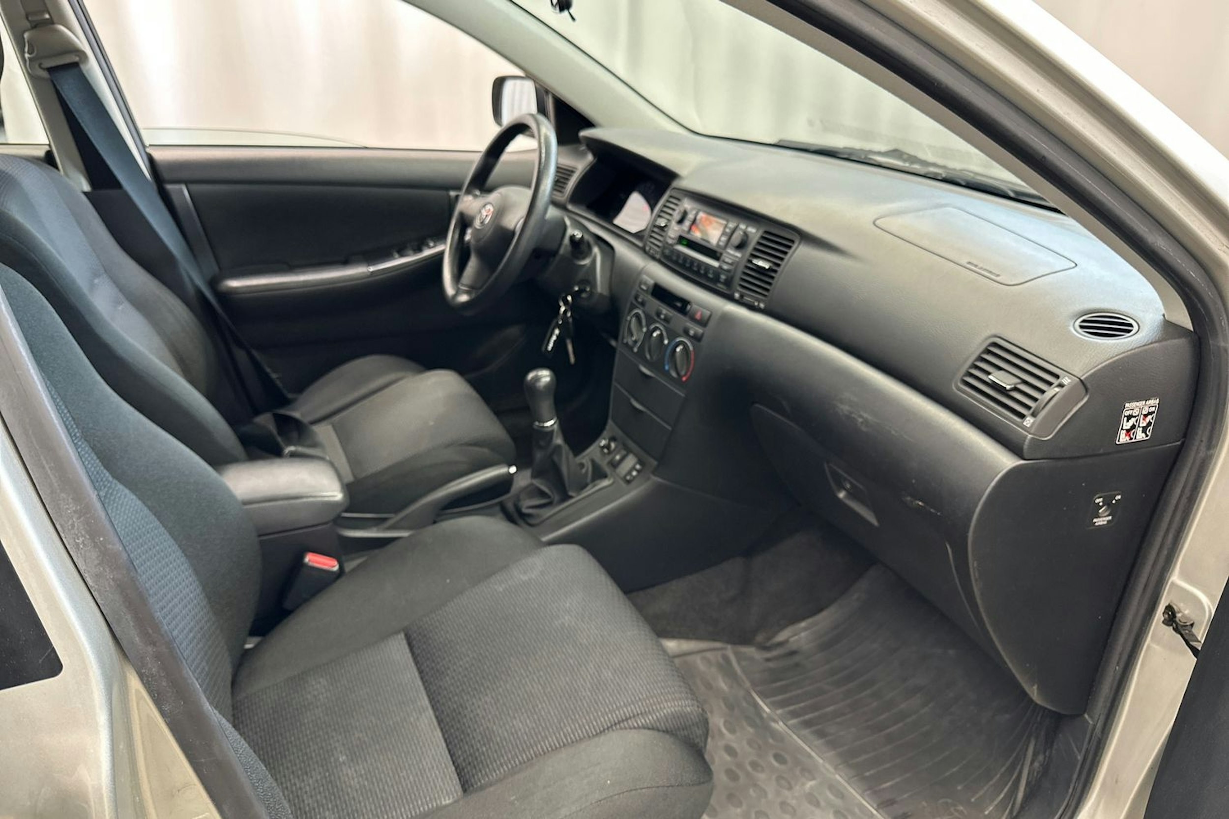 hopea Toyota Corolla 2006 kuva 13.
