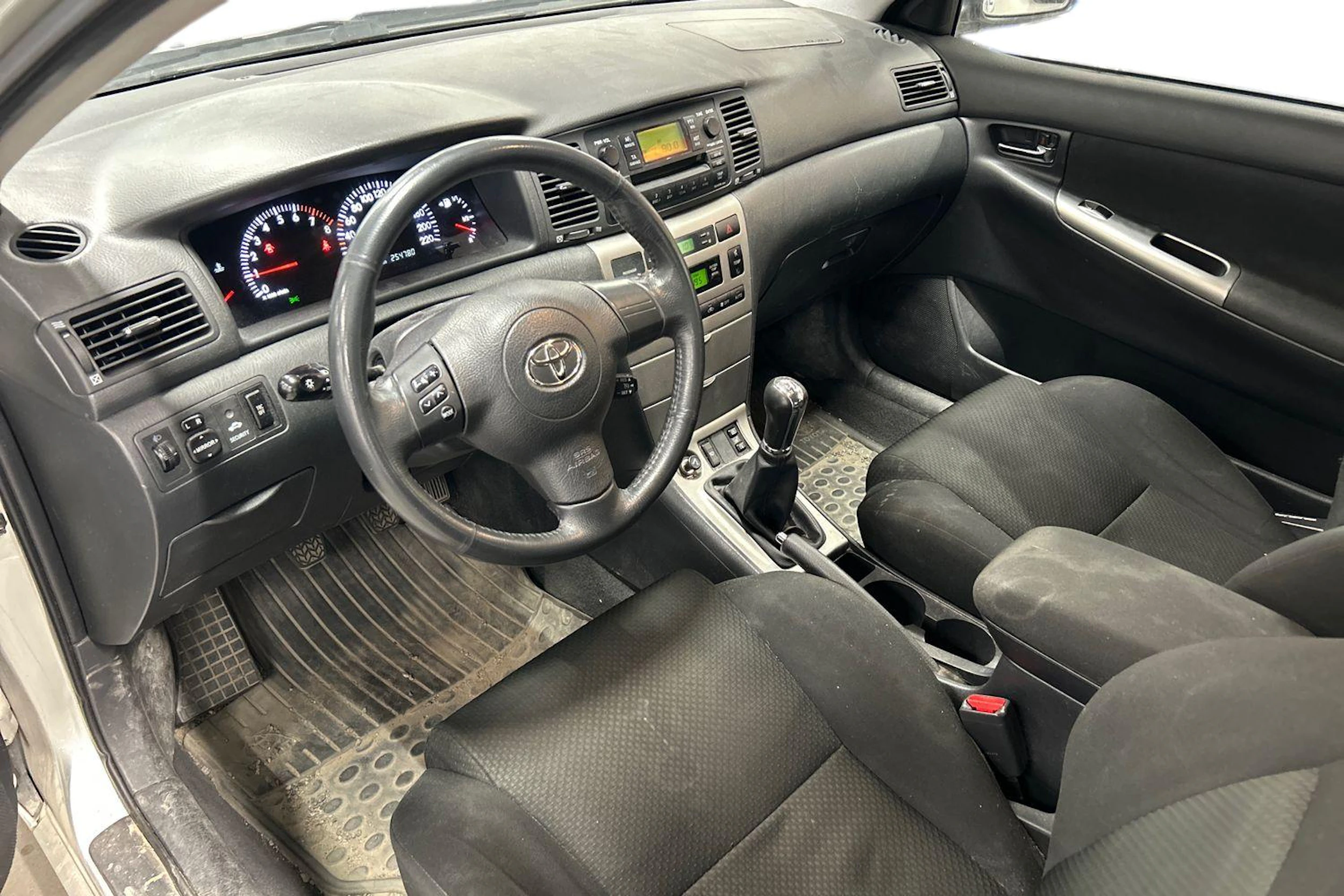 hopea Toyota Corolla 2006 kuva 3.