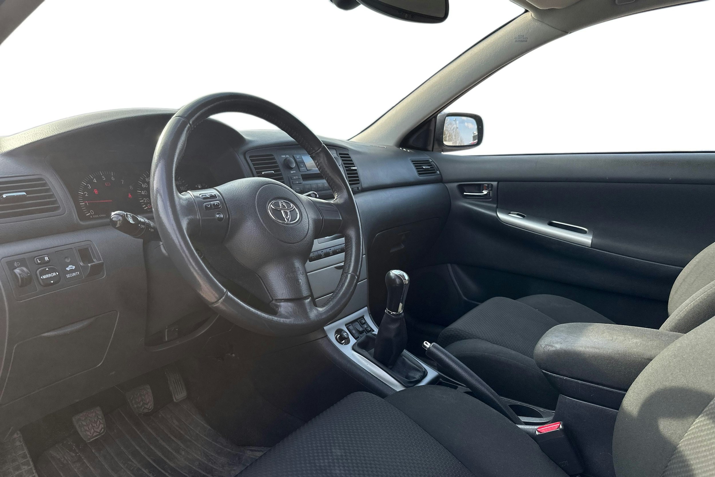 musta Toyota Corolla 2006 kuva 3.