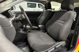 punainen Toyota Corolla 2006 kuva 14.