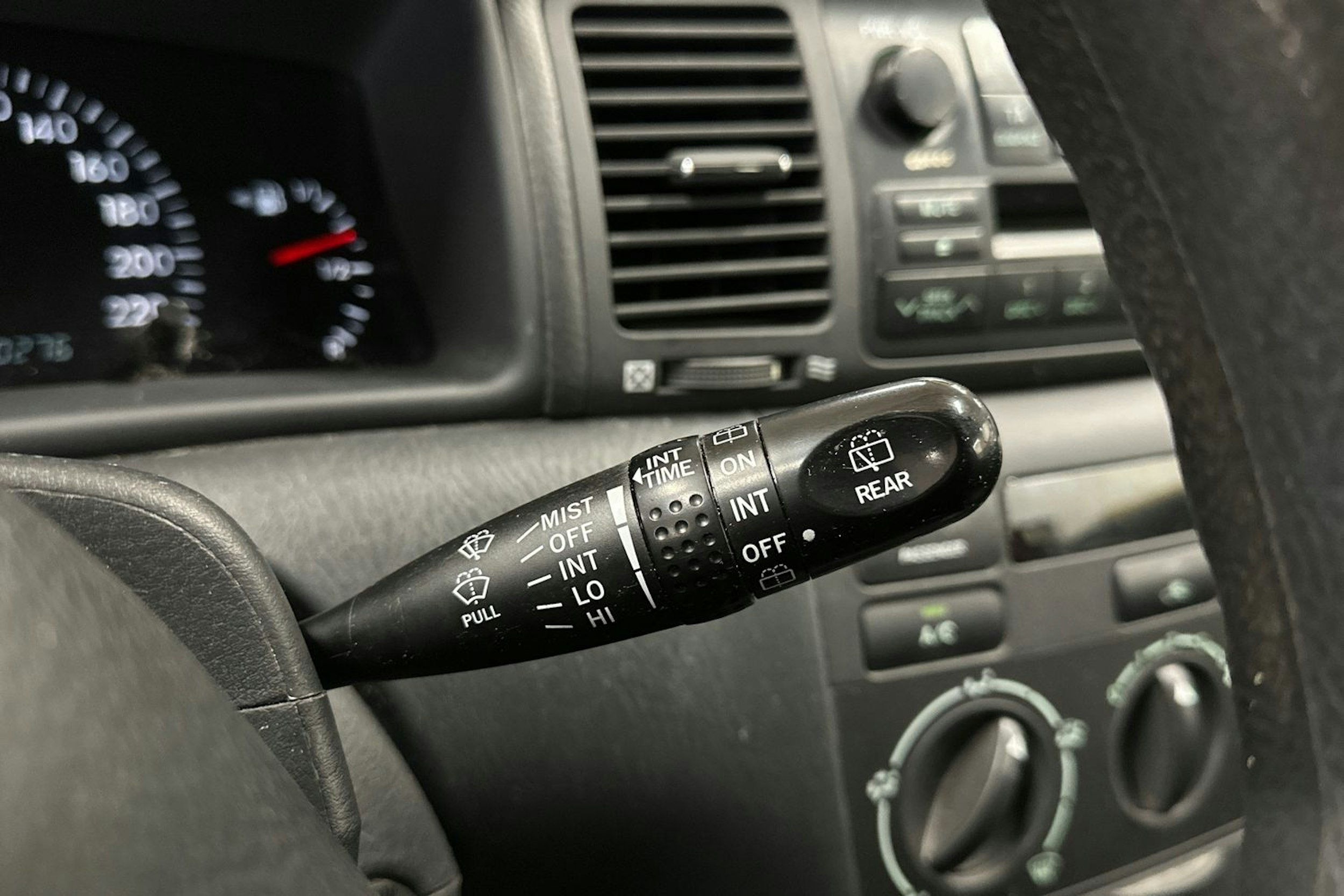 punainen Toyota Corolla 2006 kuva 21.