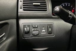 punainen Toyota Corolla 2006 kuva 22.