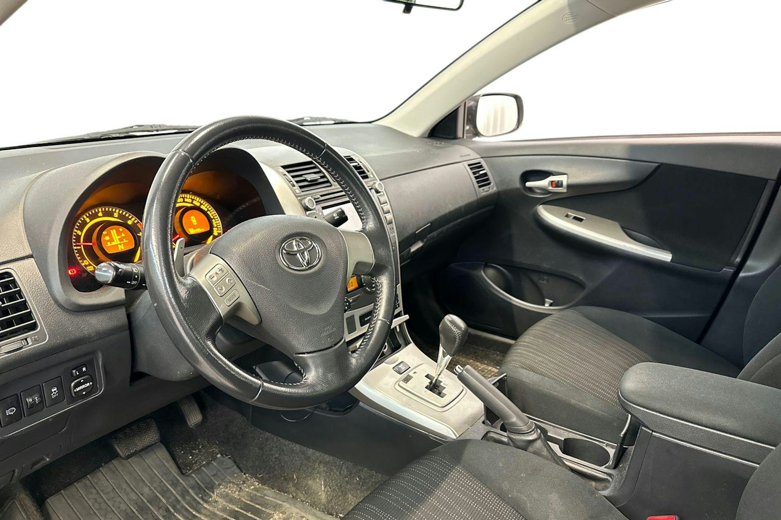 hopea Toyota Corolla 2007 kuva 3.