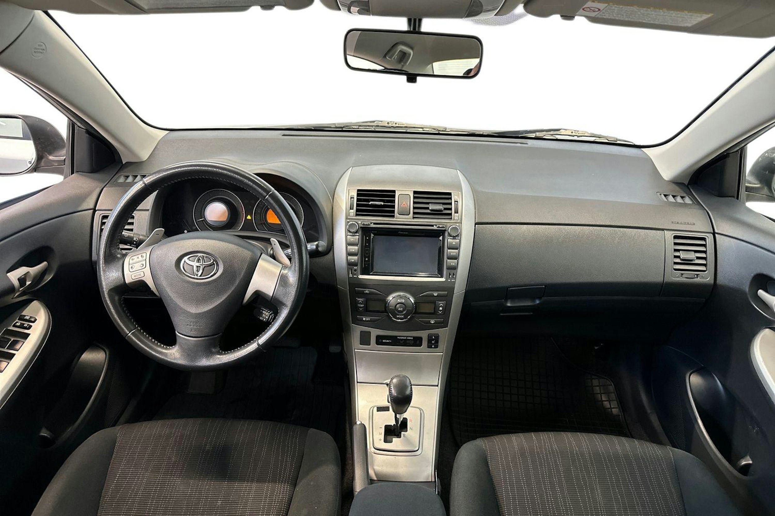 hopea Toyota Corolla 2007 kuva 7.