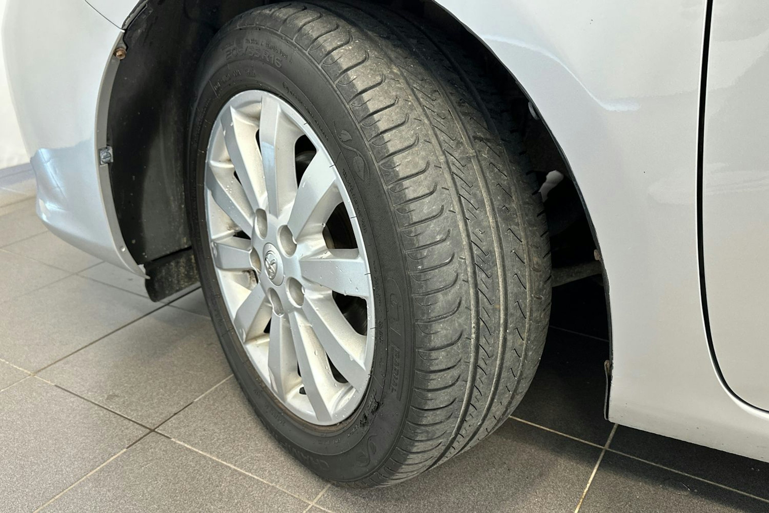 hopea Toyota Corolla 2007 kuva 10.