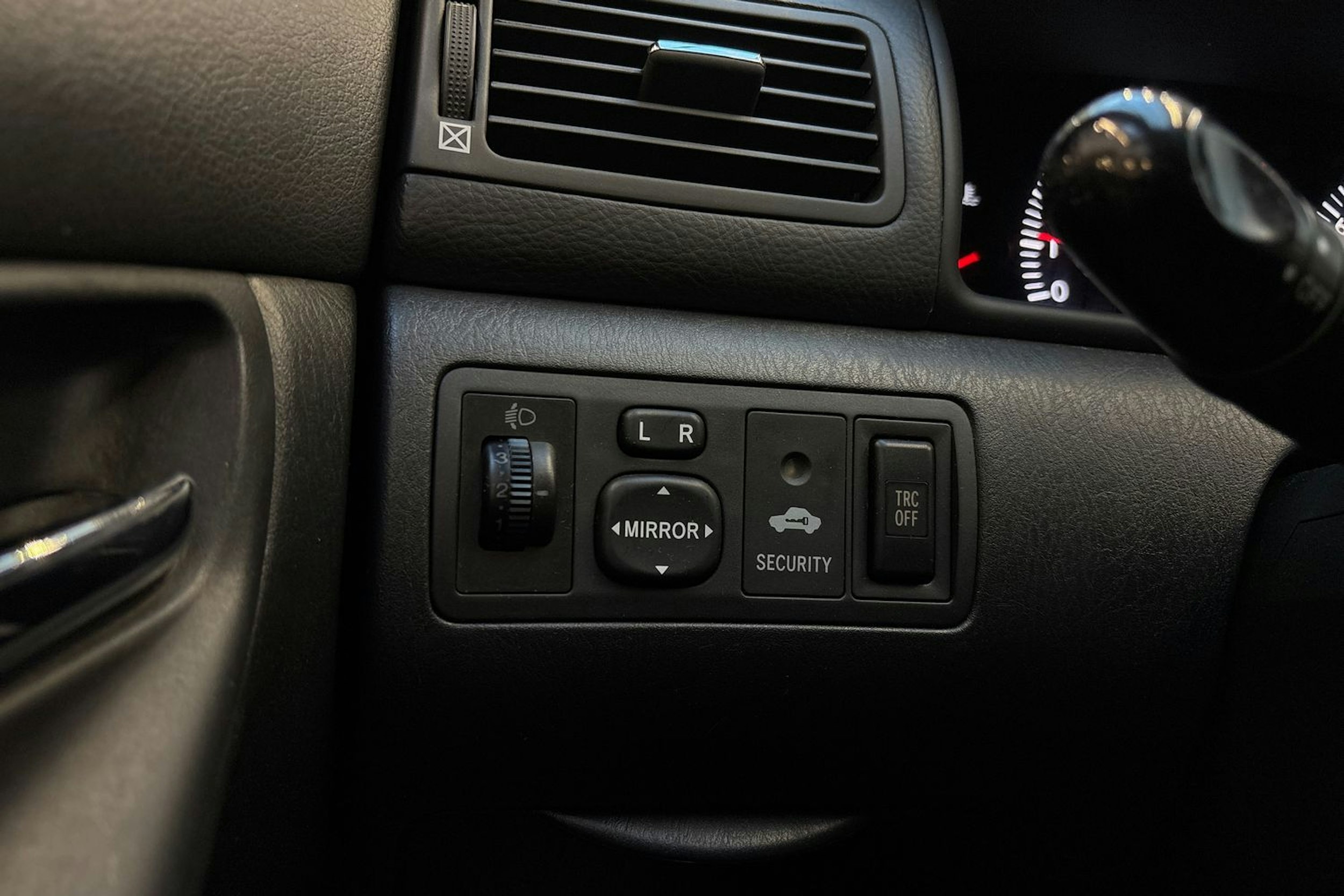 sininen Toyota Corolla 2007 kuva 14.