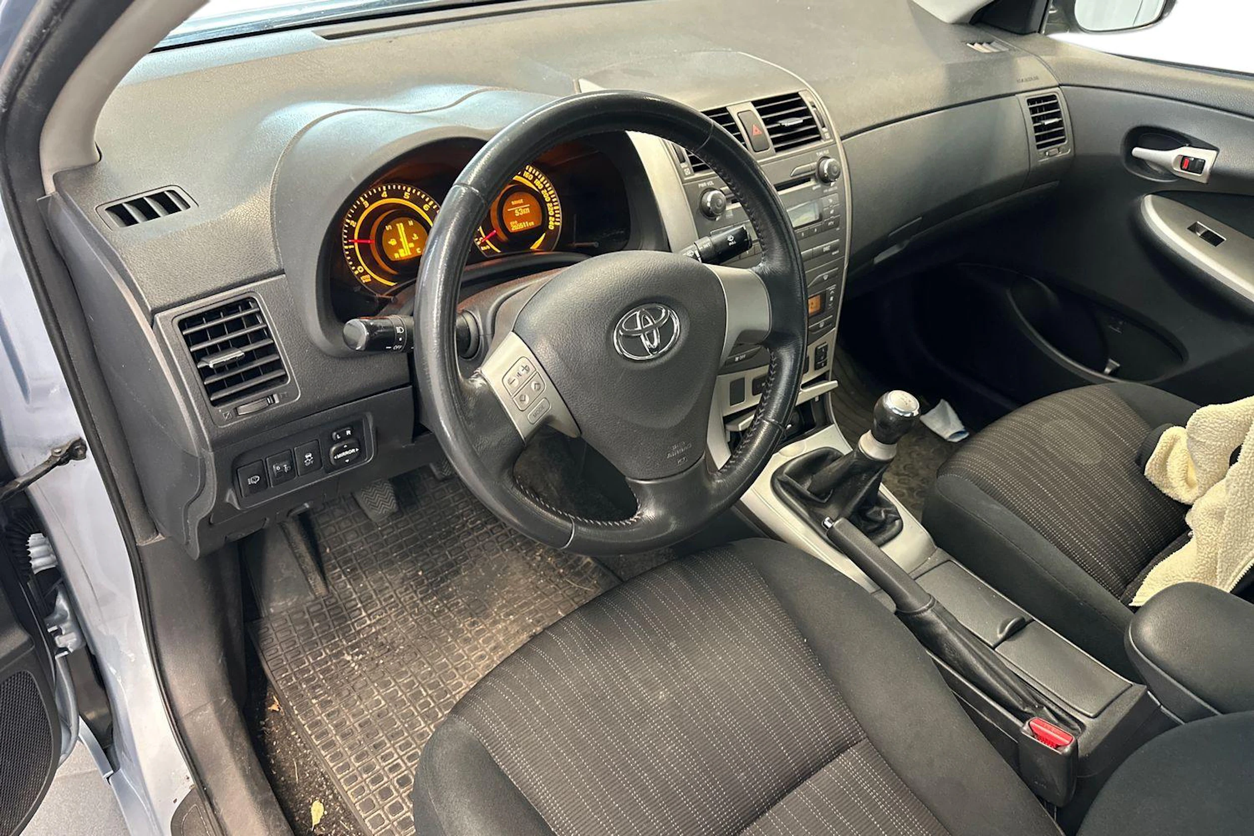 sininen Toyota Corolla 2007 kuva 3.