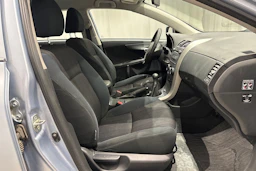 sininen Toyota Corolla 2008 kuva 13.