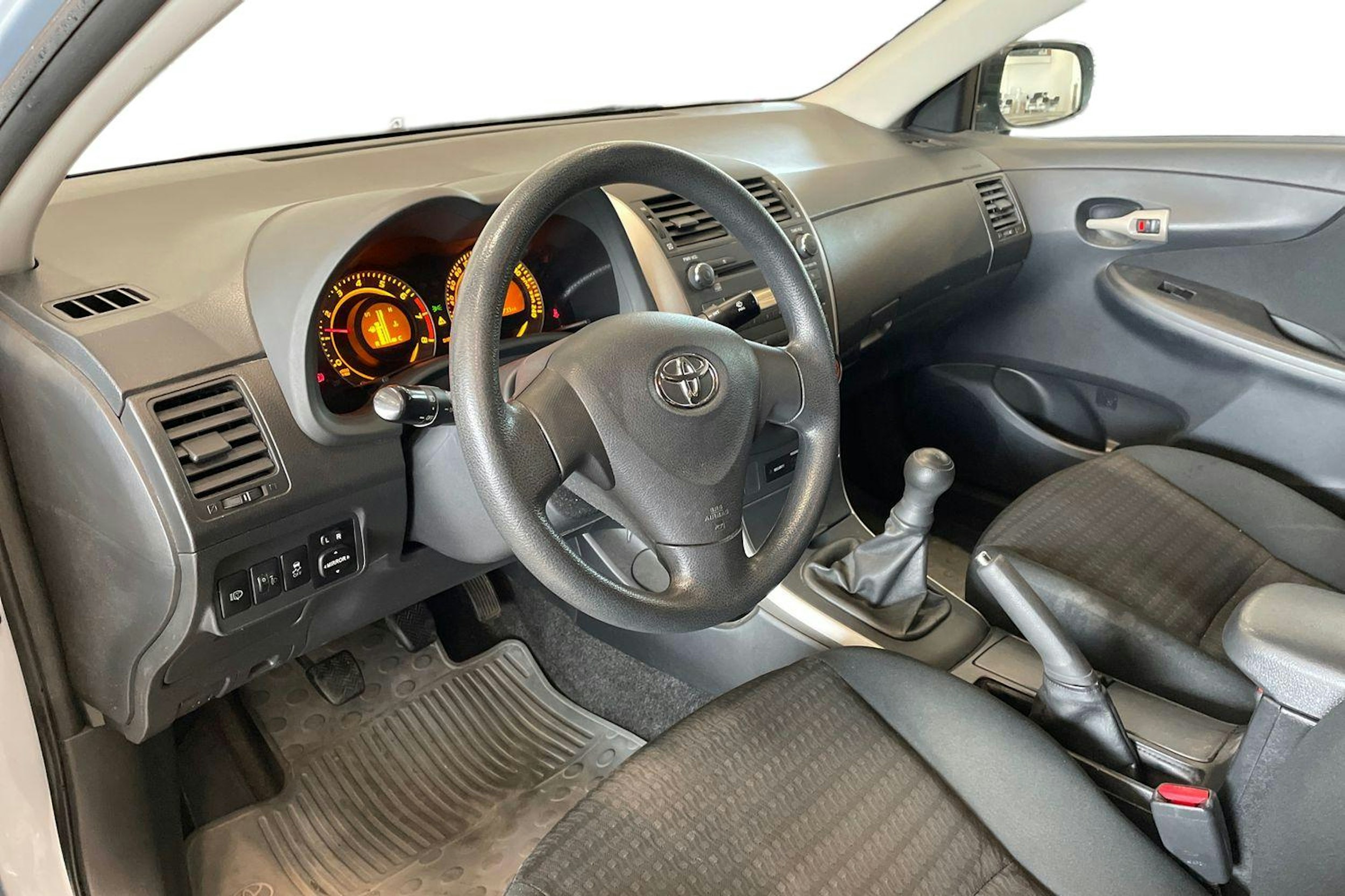 sininen Toyota Corolla 2008 kuva 7.