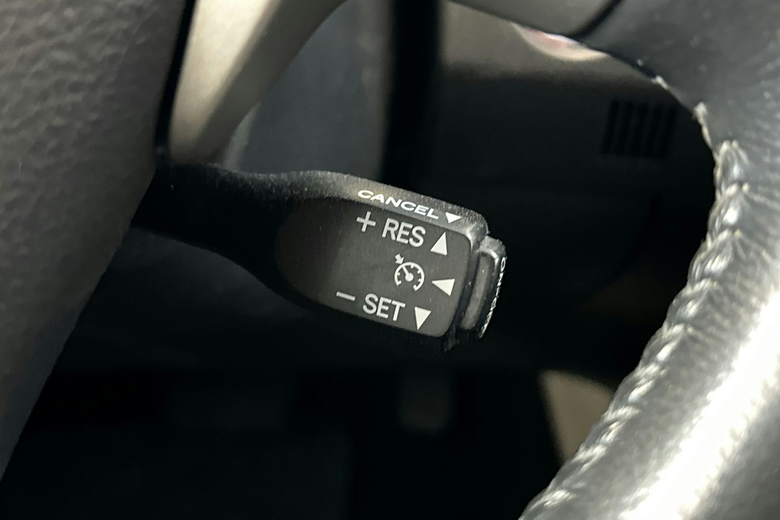 musta Toyota Corolla 2008 kuva 18.