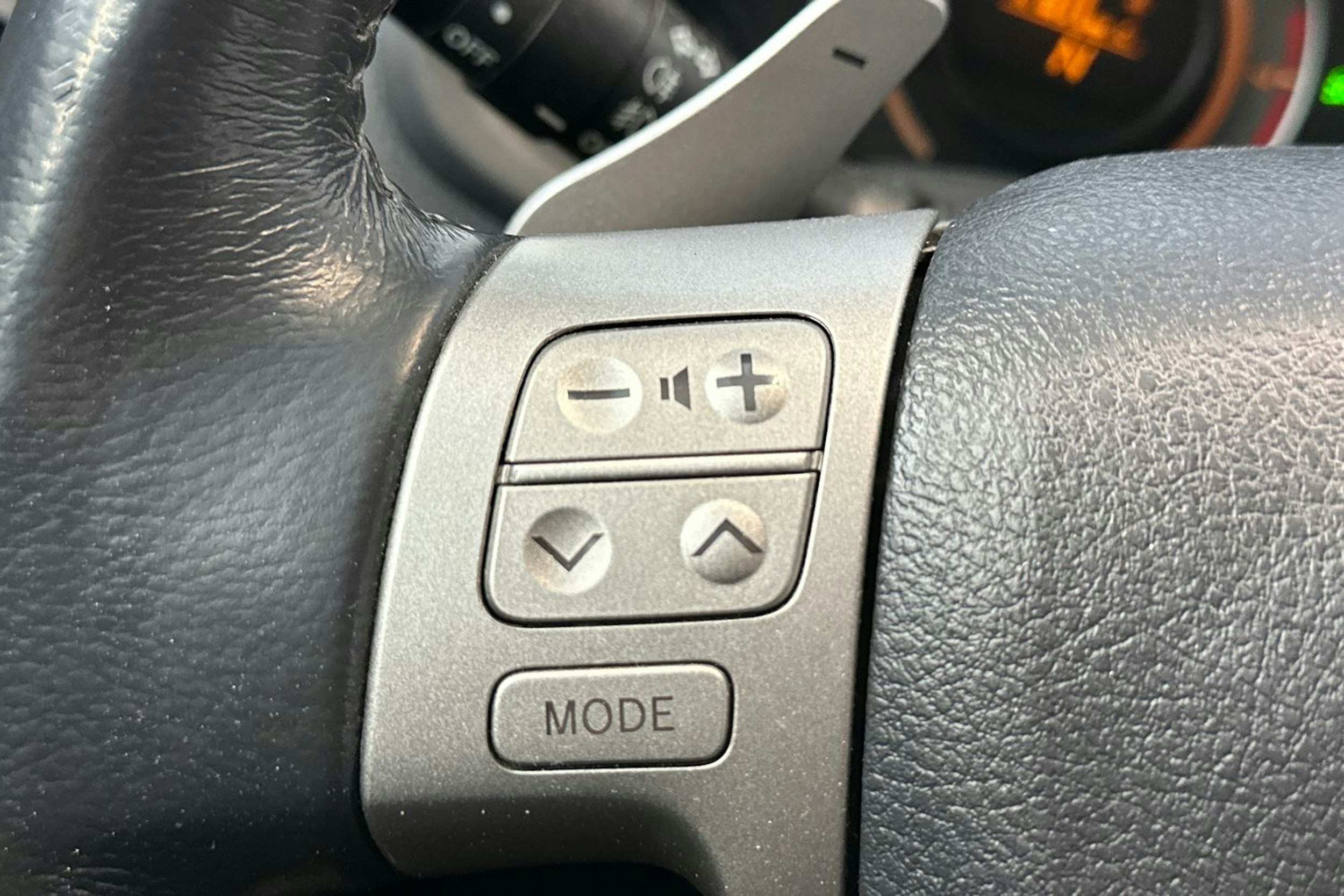 musta Toyota Corolla 2008 kuva 19.