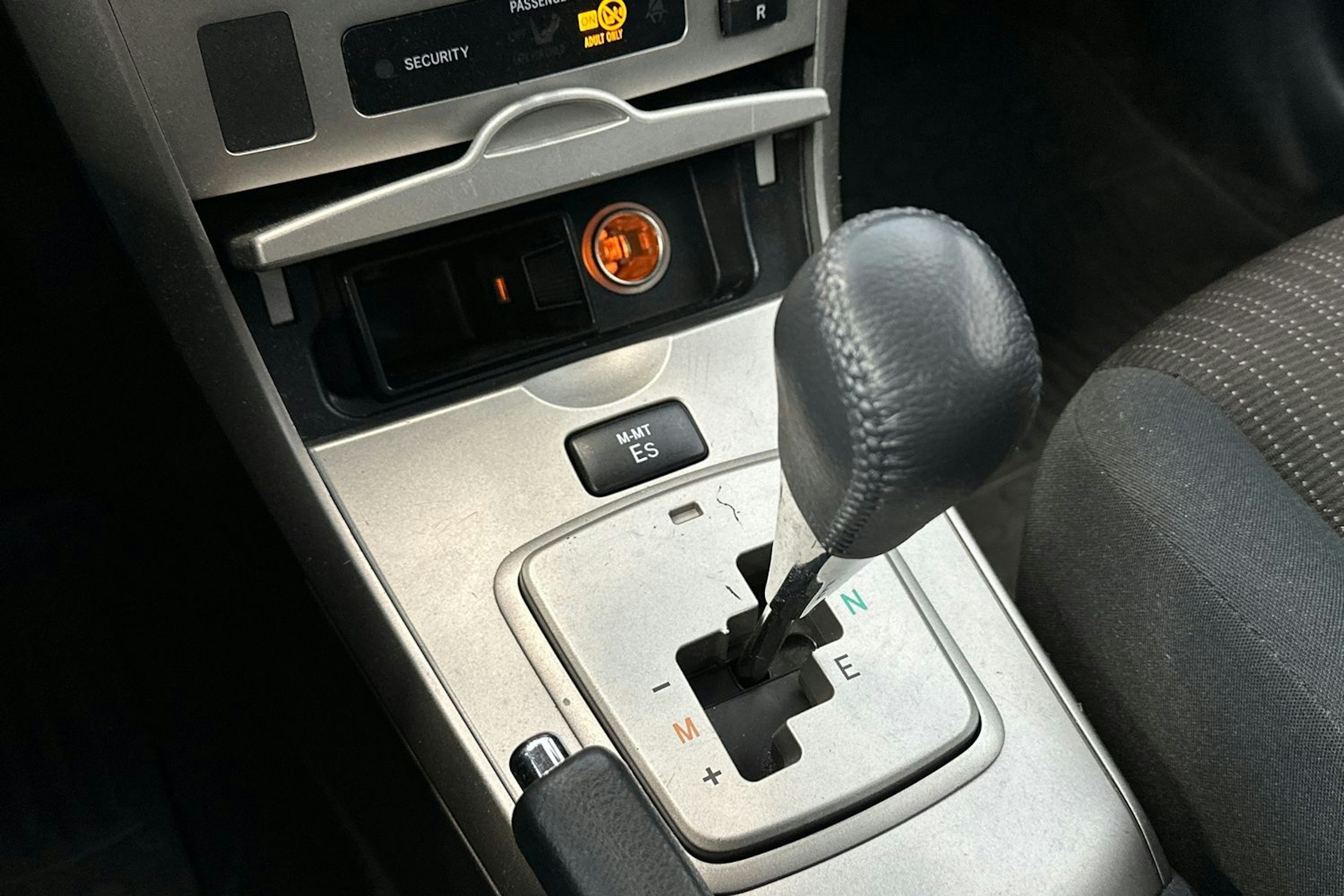 musta Toyota Corolla 2008 kuva 23.