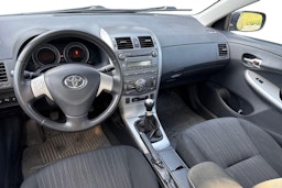 sininen Toyota Corolla 2009 kuva 3.