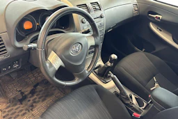 hopea Toyota Corolla 2009 kuva 3.