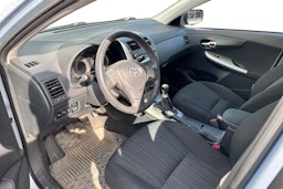 sininen Toyota Corolla 2009 kuva 3.