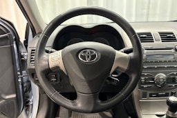 sininen Toyota Corolla 2009 kuva 15.