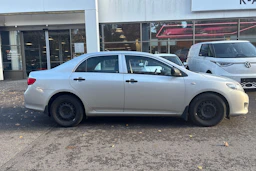 hopea Toyota Corolla 2010 kuva 4.