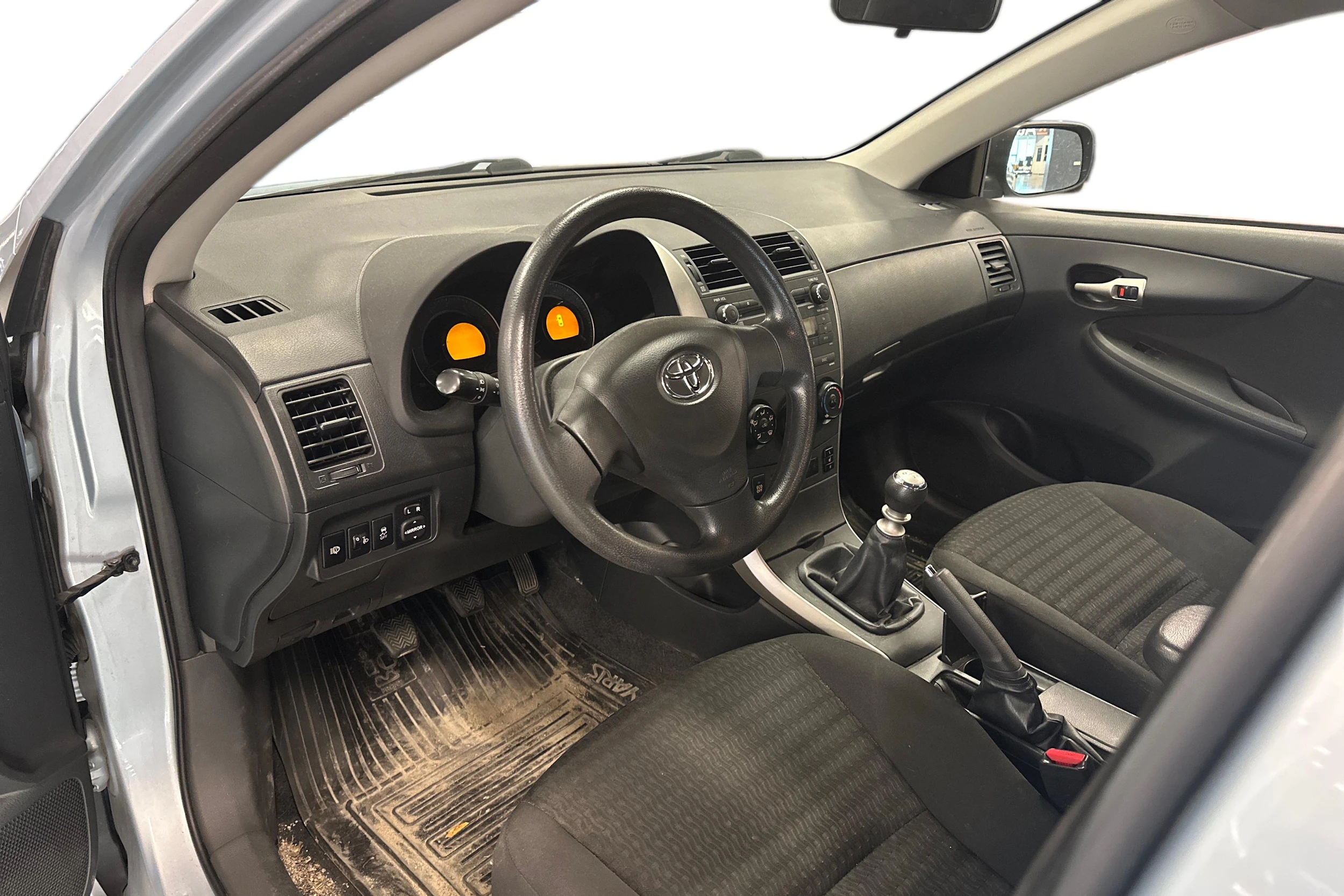 sininen Toyota Corolla 2010 kuva 3.