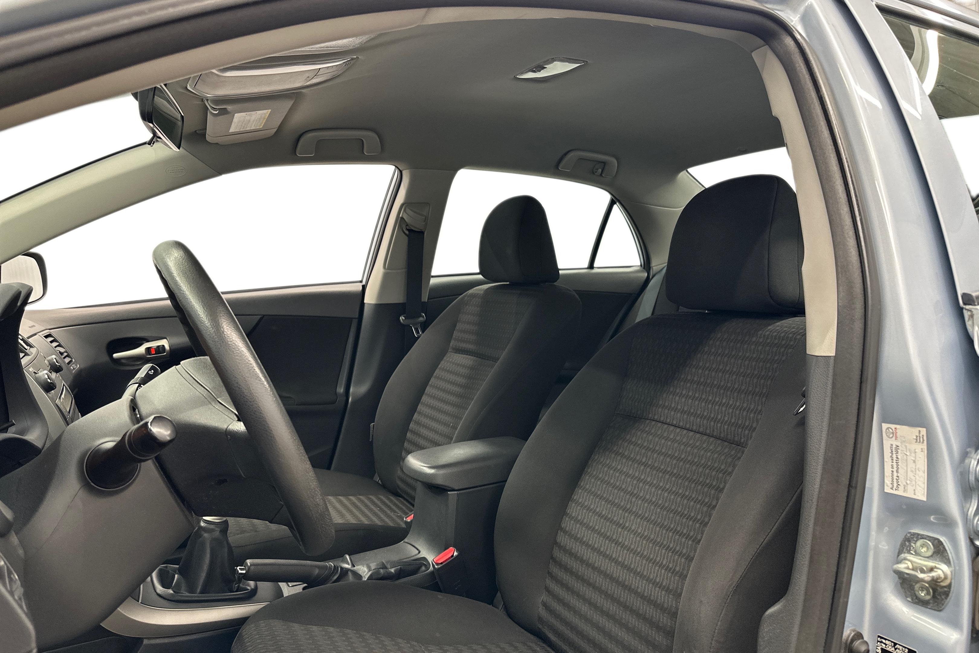 Toyota Corolla 2010, kuva 6/19