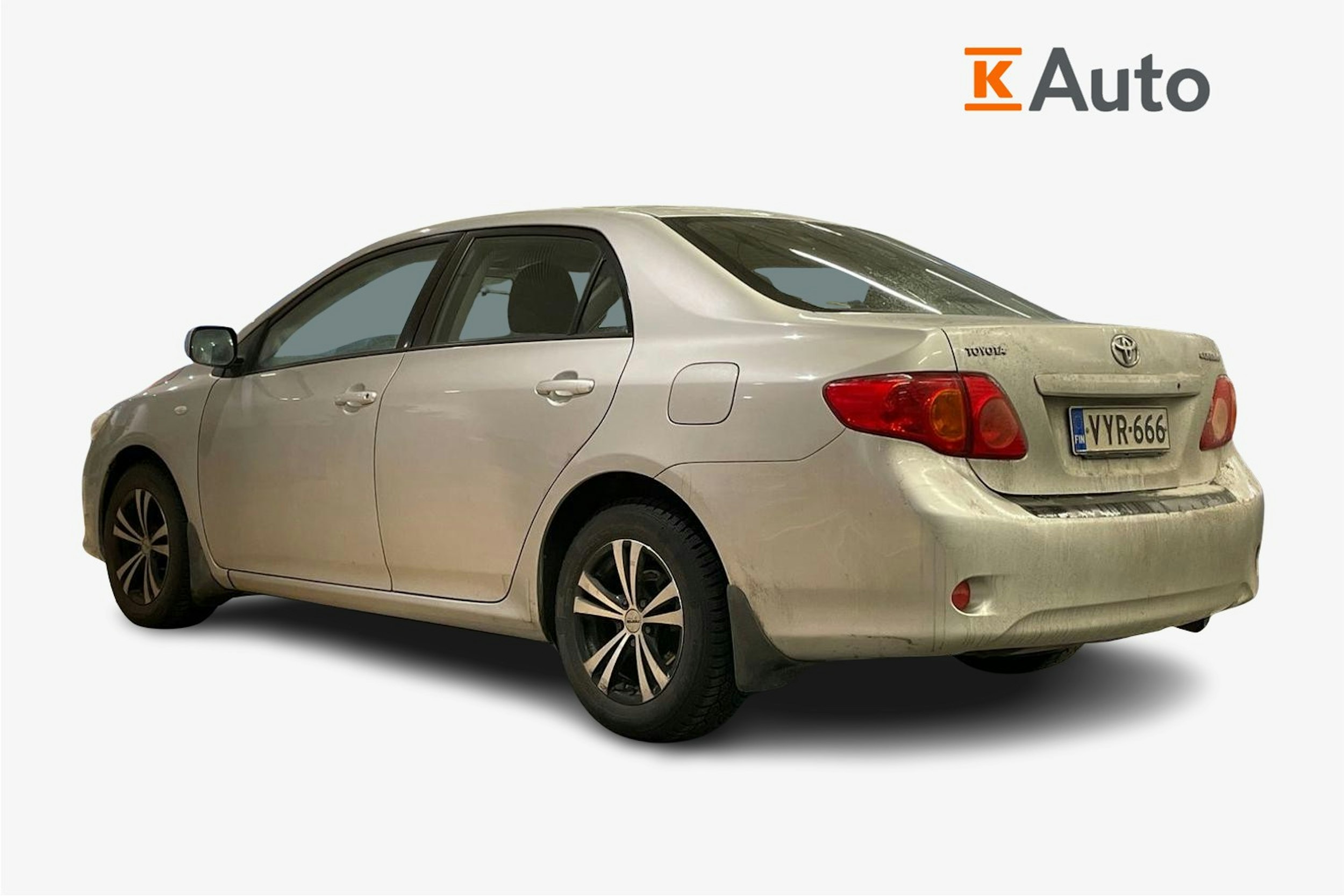 Hopea Toyota Corolla 2010 kuva 2.