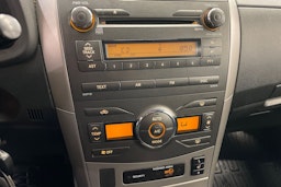 Hopea Toyota Corolla 2010 kuva 18.