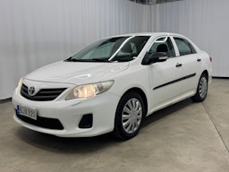 valkoinen Toyota Corolla 2011 kuva 1.