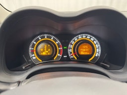 valkoinen Toyota Corolla 2011 kuva 11.