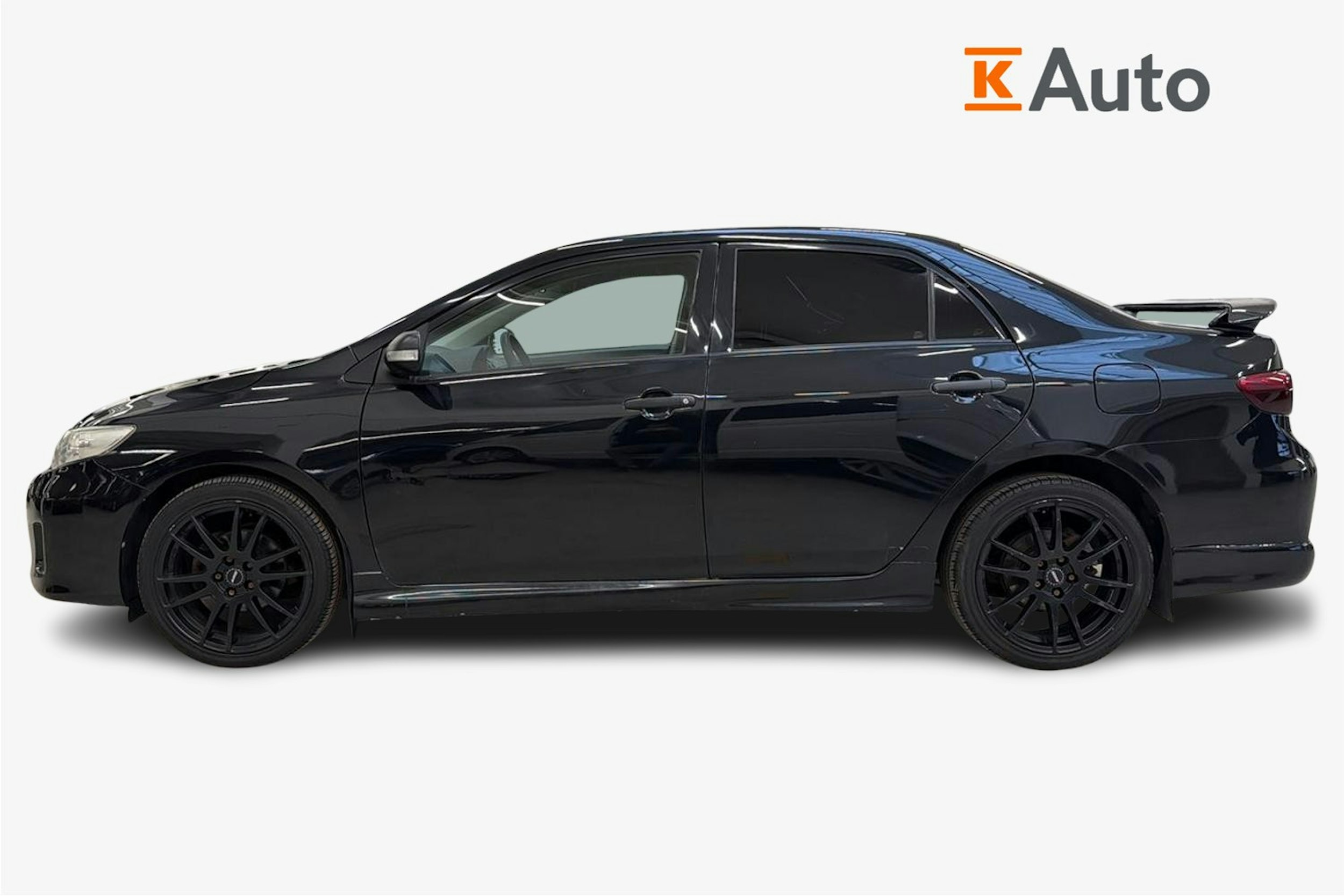 musta Toyota Corolla 2011 kuva 6.