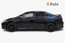 musta Toyota Corolla 2011 kuva 6.