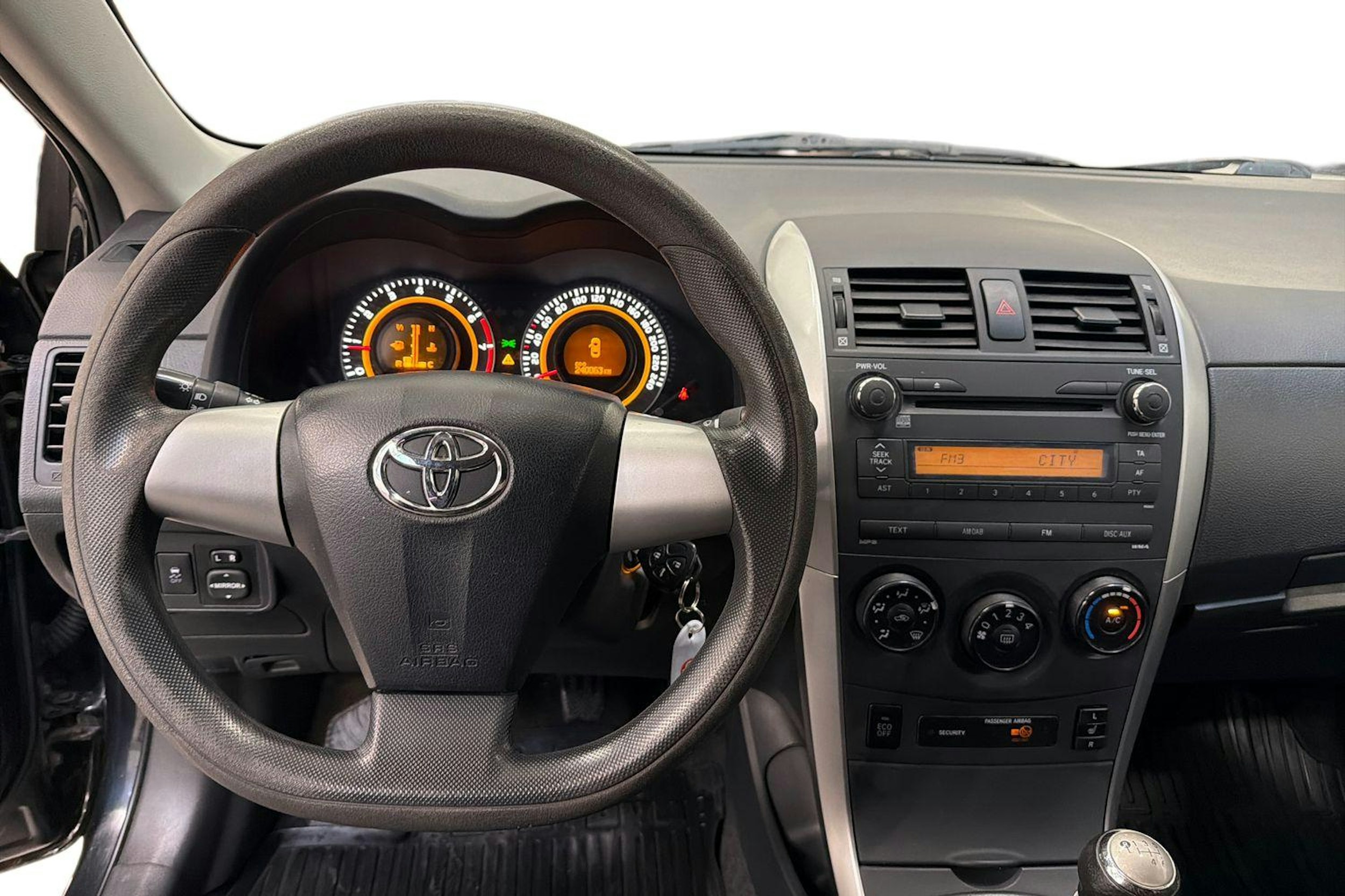 musta Toyota Corolla 2011 kuva 9.
