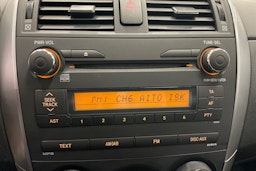 harmaa Toyota Corolla 2011 kuva 18.