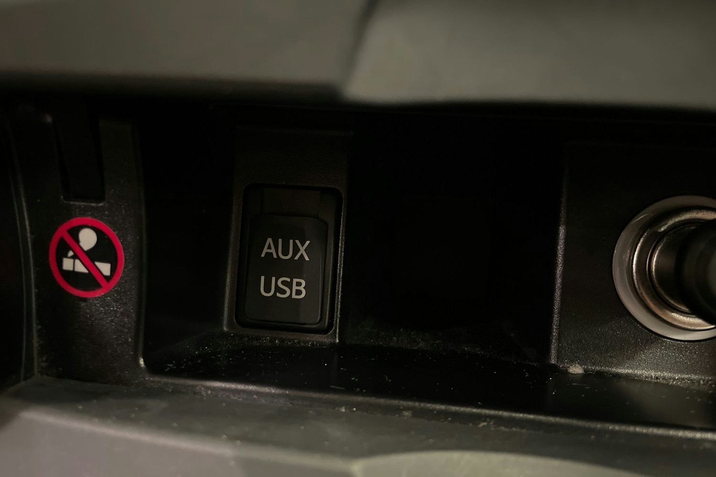 harmaa Toyota Corolla 2011 kuva 20.