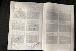 harmaa Toyota Corolla 2011 kuva 22.