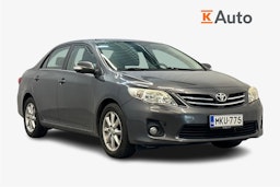 harmaa Toyota Corolla 2012 kuva 1.