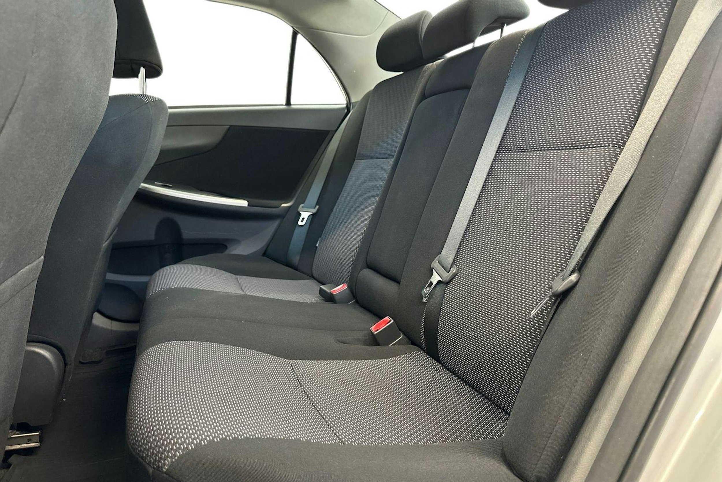 hopea Toyota Corolla 2012 kuva 10.