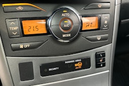 hopea Toyota Corolla 2012 kuva 21.