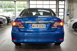 Sininen Toyota Corolla 2012 kuva 4.