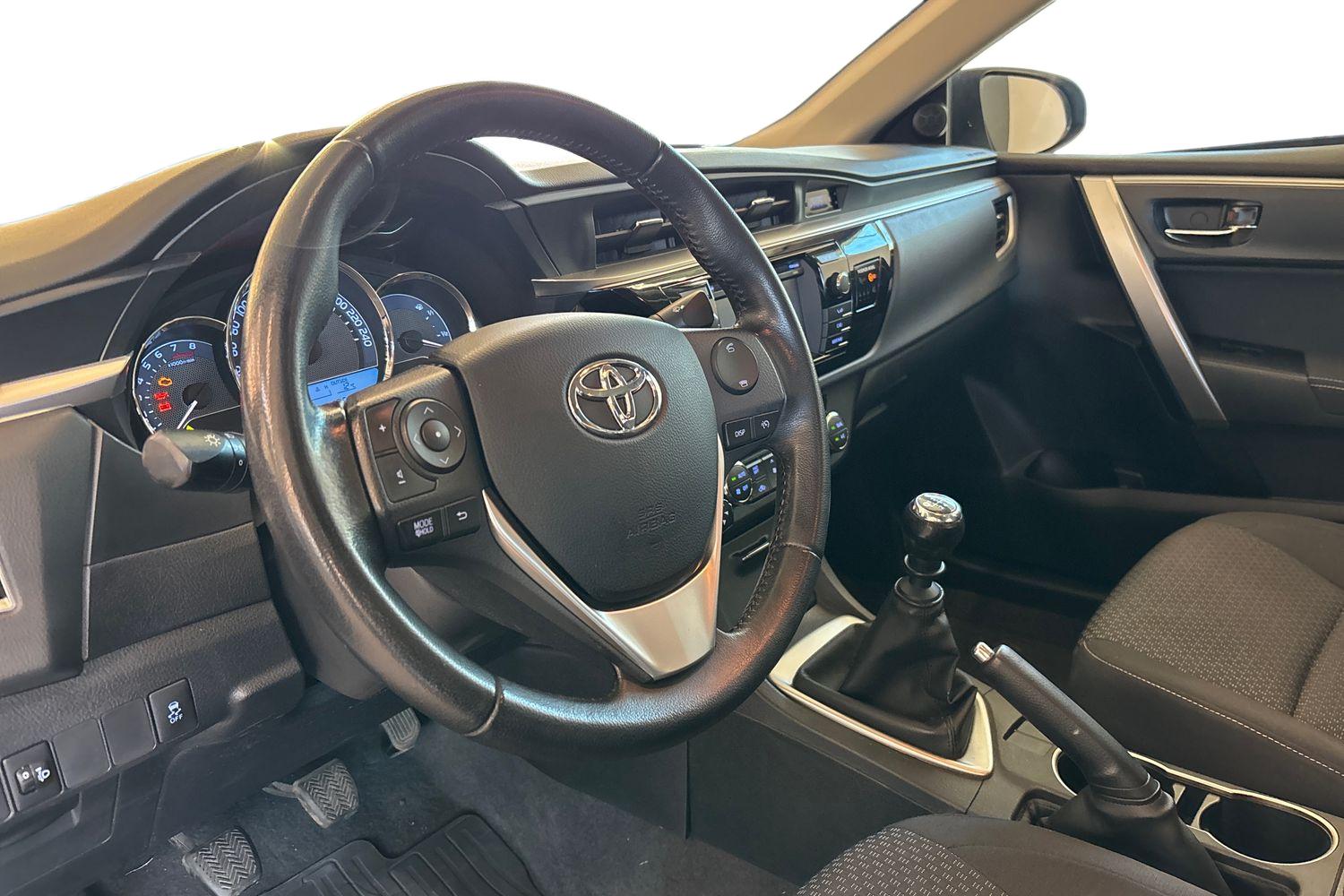 Toyota Corolla 1,6 Valvematic Active 4ov 2013, bild 6/6
